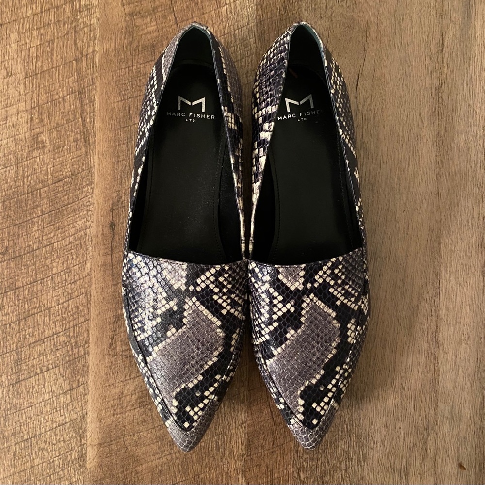 Marc Fisher LTD Zurri Pointy Toe Loafer -Snakeskin